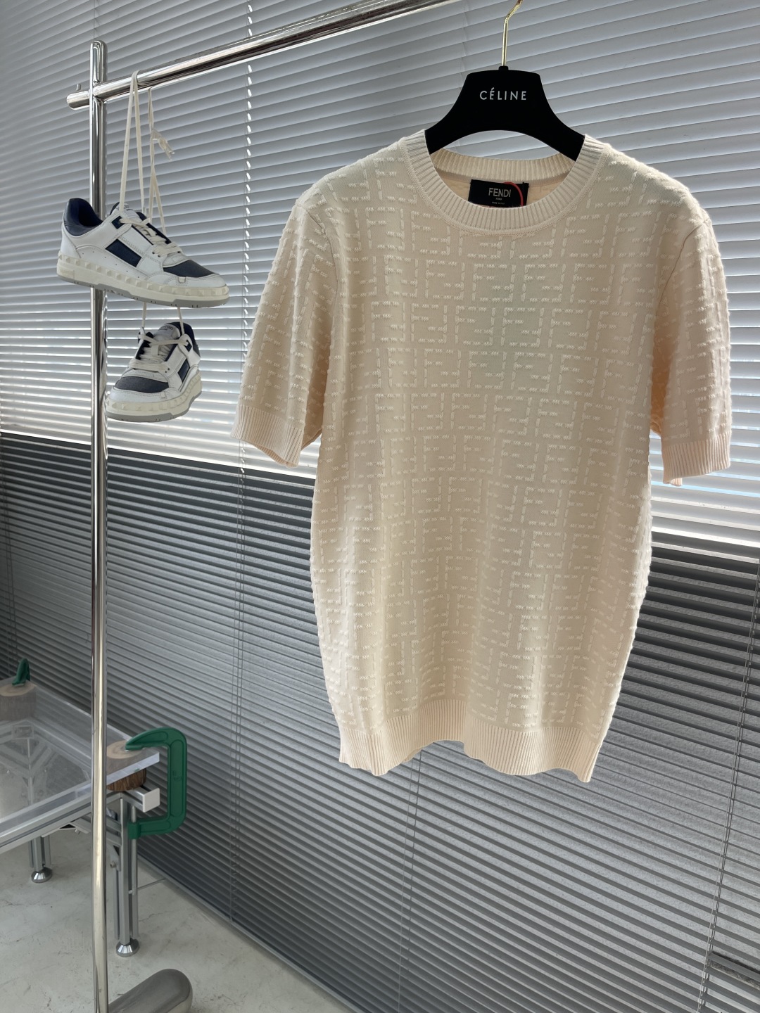 Fendi Selleria FF-Motif Knit Short Sleeve Top - Casual Luxury 1 cmp i1746445442222 8494 0 5