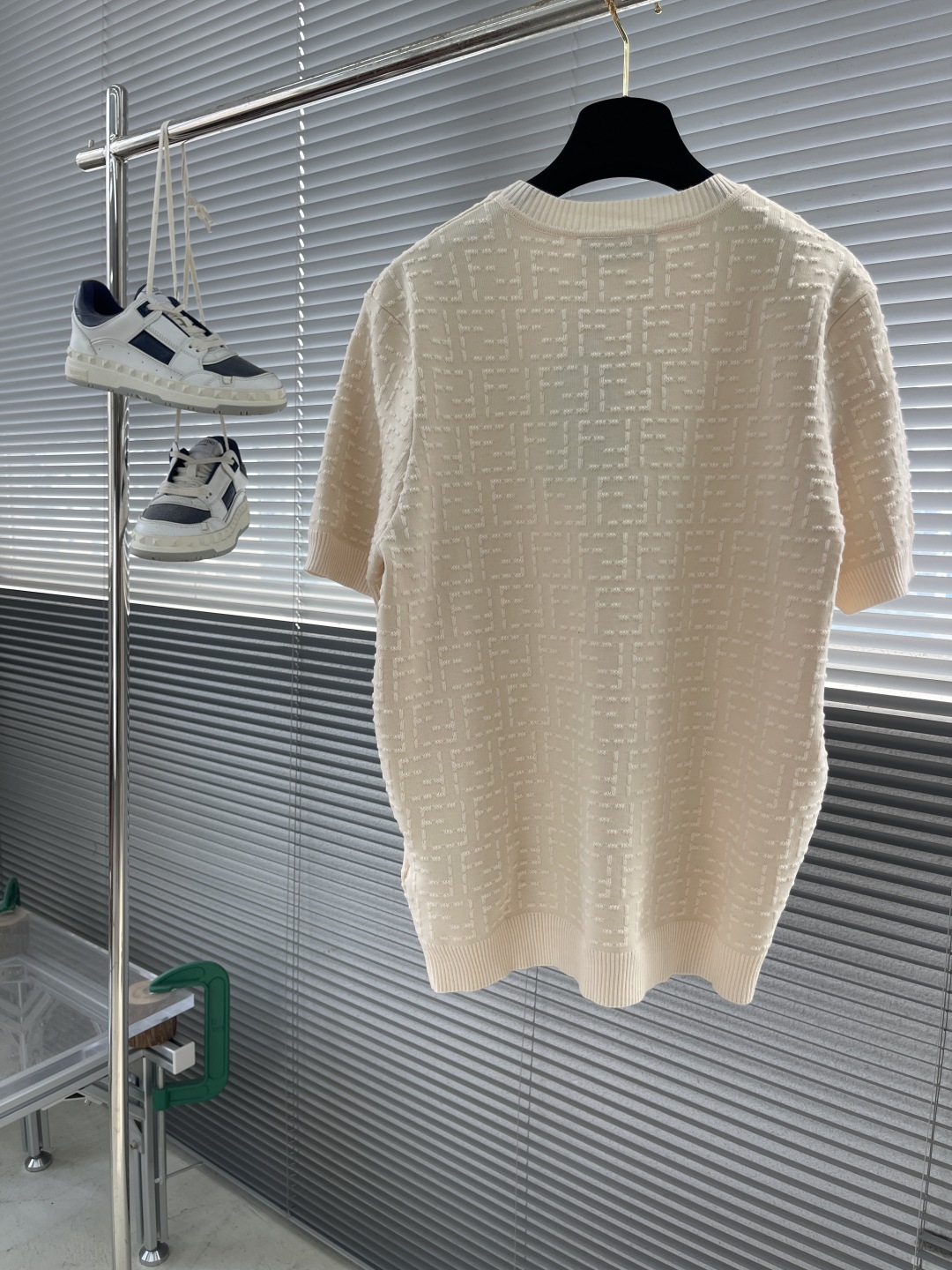 Fendi Selleria FF-Motif Knit Short Sleeve Top - Casual Luxury 8 cmp i1746445442231 2320 0 7