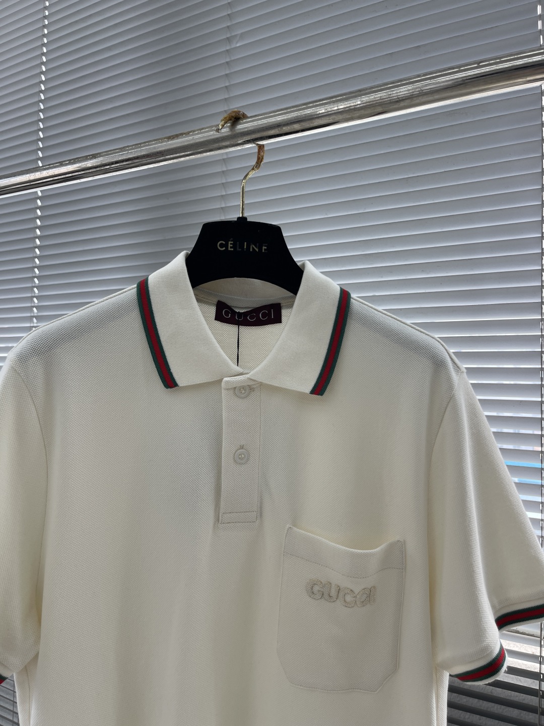 Gucci Men's White Cotton Piquet Polo Shirt With Embroidered Pocket Logo 2 cmp i1746445552484 928 0 6