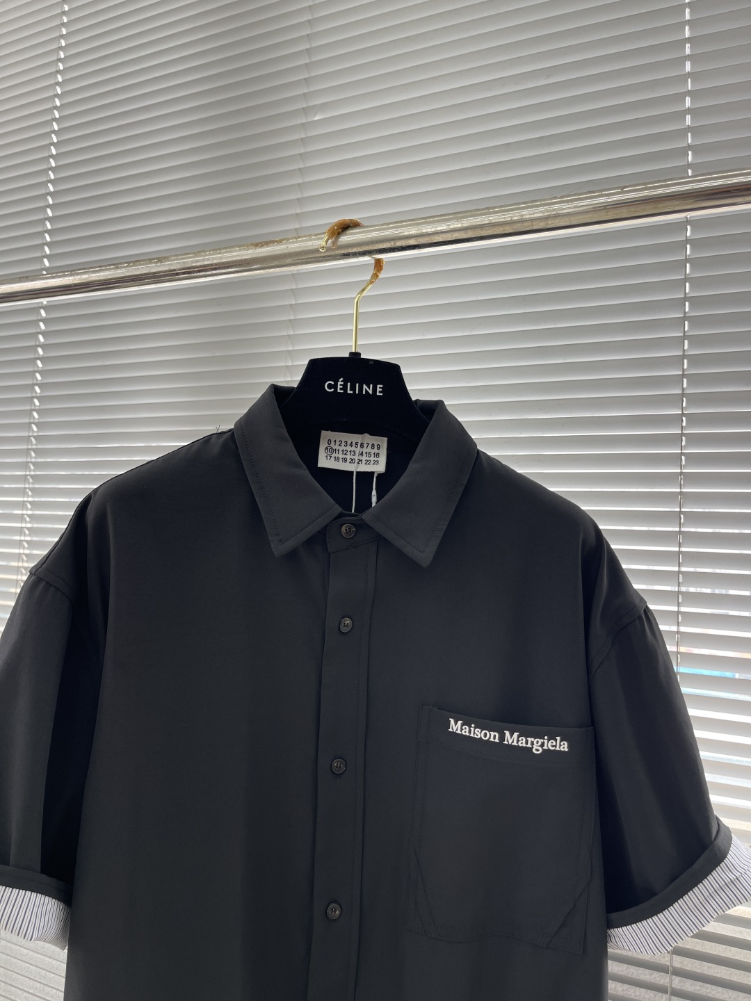 Maison Margiela 25SS Short Sleeve Button Down Shirt with Striped Details 2 cmp i1746524100291 5715 0 6