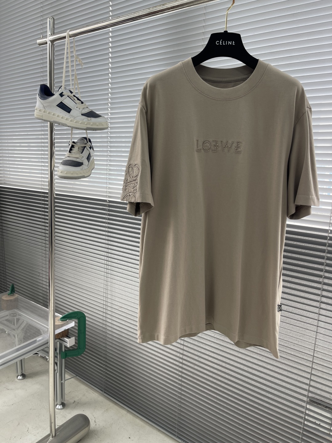 Loewe 25SS Spring/Summer Cream Embroidered Logo T-Shirt - M to 5XL 1 cmp i1746524588661 3552 0 5
