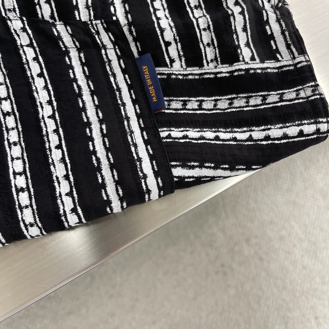 Celine Striped Tencel Short Sleeve Shirt, Classic Styling, Comfortable Fit 4 cmp i1746622640835 2972 0 1