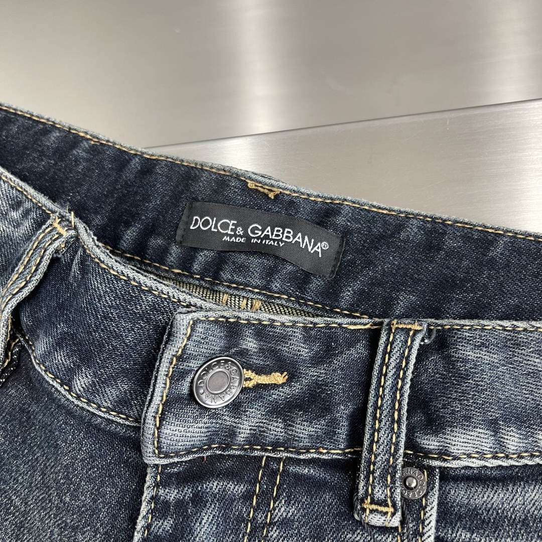 Dolce & Gabbana  牛仔短裤服装 5