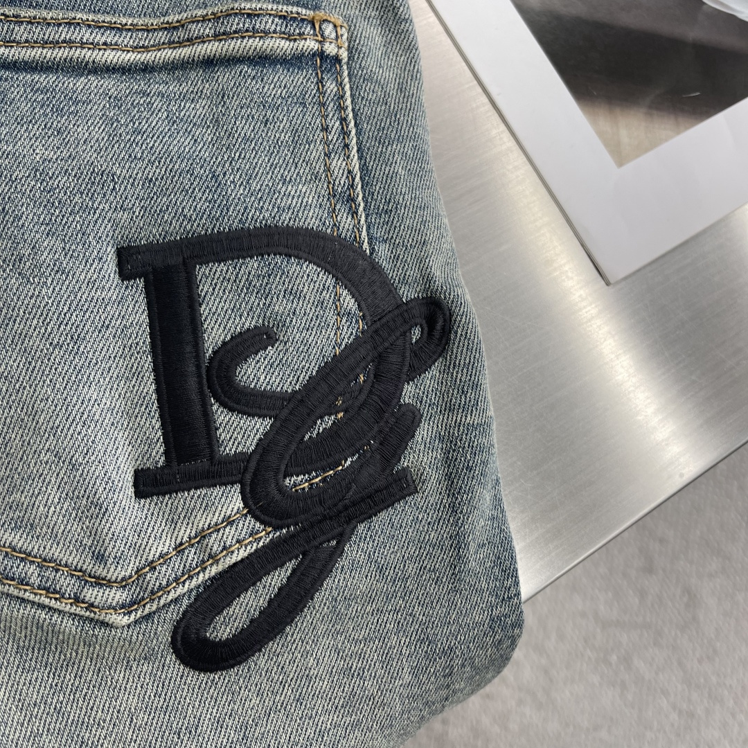 Dolce & Gabbana  牛仔短裤服装 8