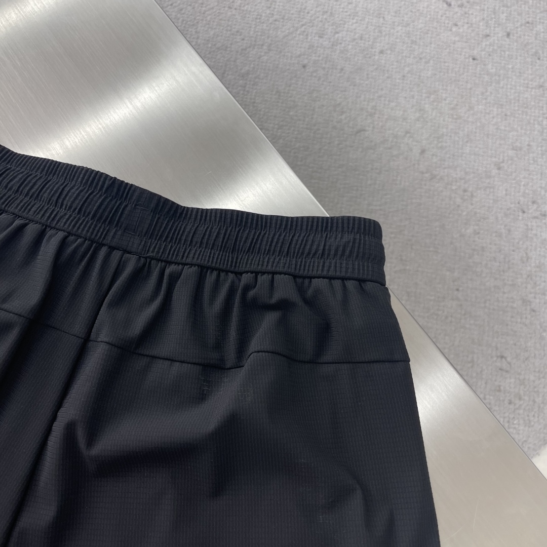 Descente Men's Ice Silk Quick-Dry Lightweight Athletic Long Pants 8 cmp i1746625140610 4880 0 4