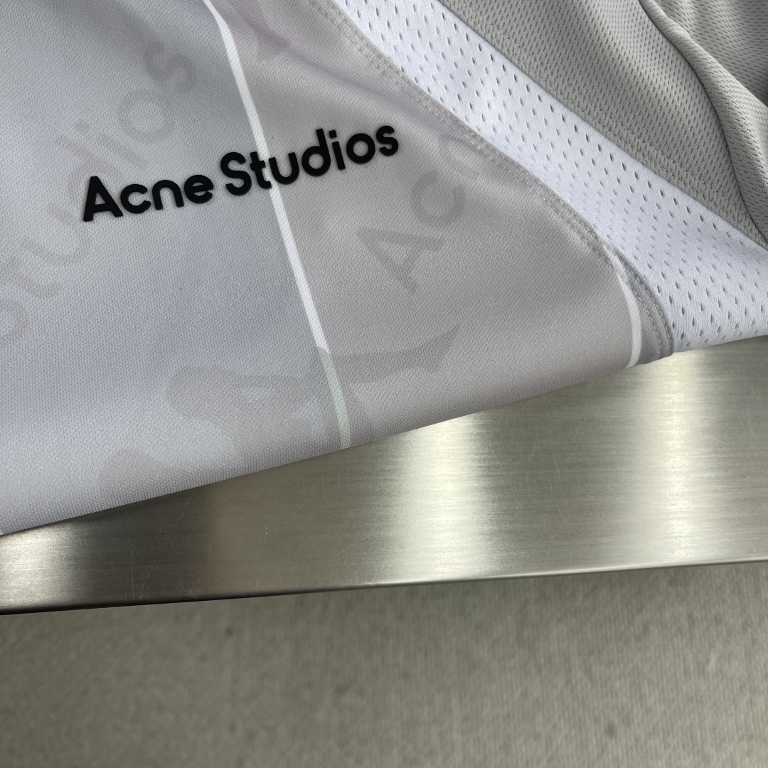 Acne Studios x Kappa Grey Athletic Tee - Moisture-Wicking Fabric 5 cmp i1746788735546 7051 0 2
