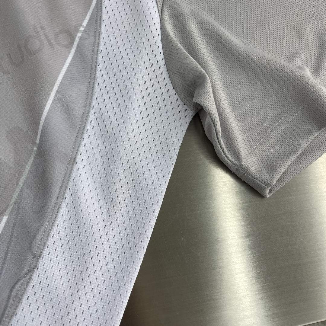 Acne Studios x Kappa Grey Athletic Tee - Moisture-Wicking Fabric 6 cmp i1746788735553 3591 0 3