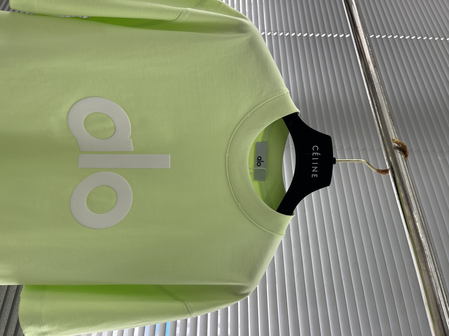 Alo Yoga 260g Cotton Graphic T-Shirt Oversize Fit for Men and Women 2 cmp i1746951087308 1386 0 6