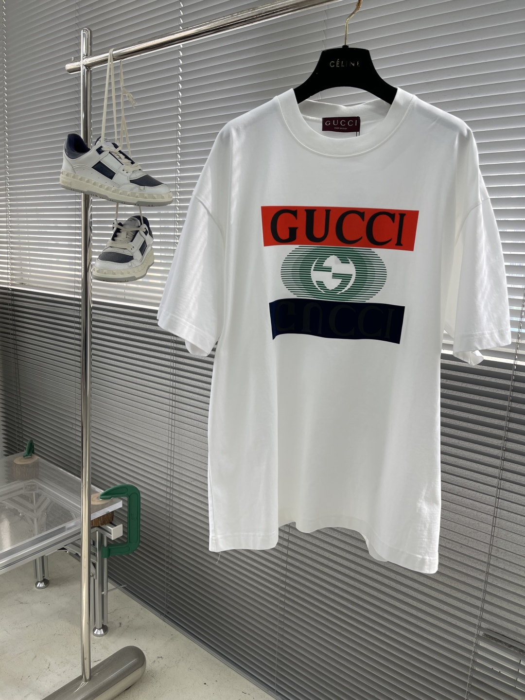 Gucci 2025 Double G Logo T-Shirt: Premium Cotton, Comfortable Fit - Unisex 1 cmp i1746955169841 1862 0 5