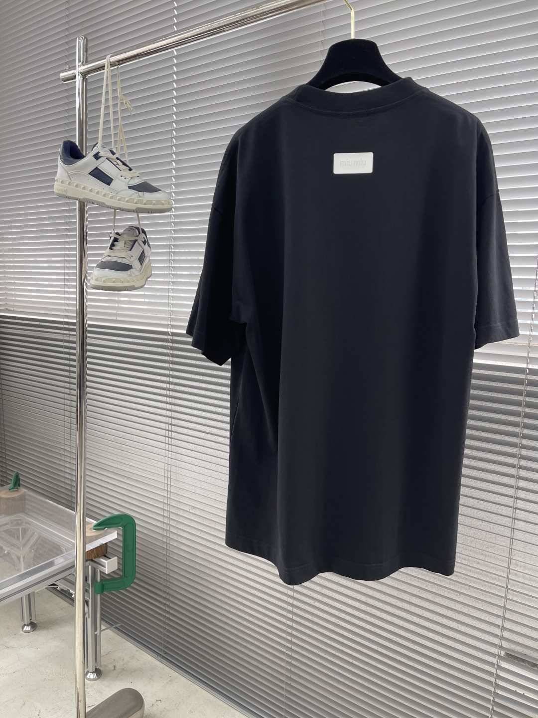 Miu Miu Oversized Logo Tee - Comfortable Cotton, Unisex Fit 8 cmp i1746955238031 295 0 7