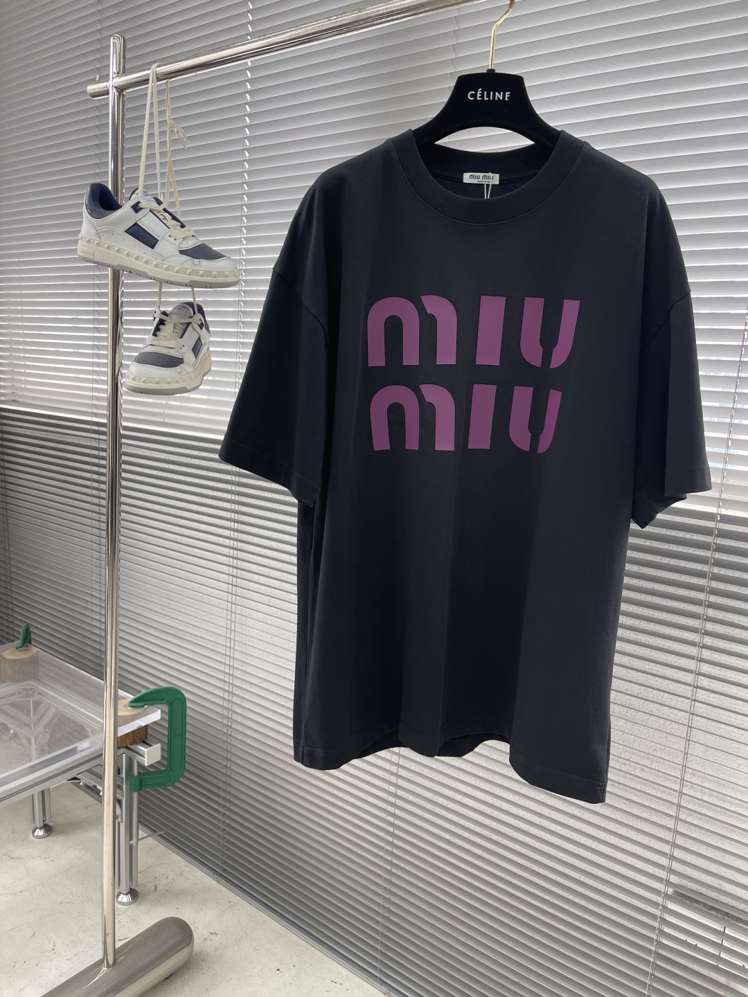 Miu Miu Oversized Logo Tee - Comfortable Cotton, Unisex Fit 1 cmp i1746955238040 2726 0 5