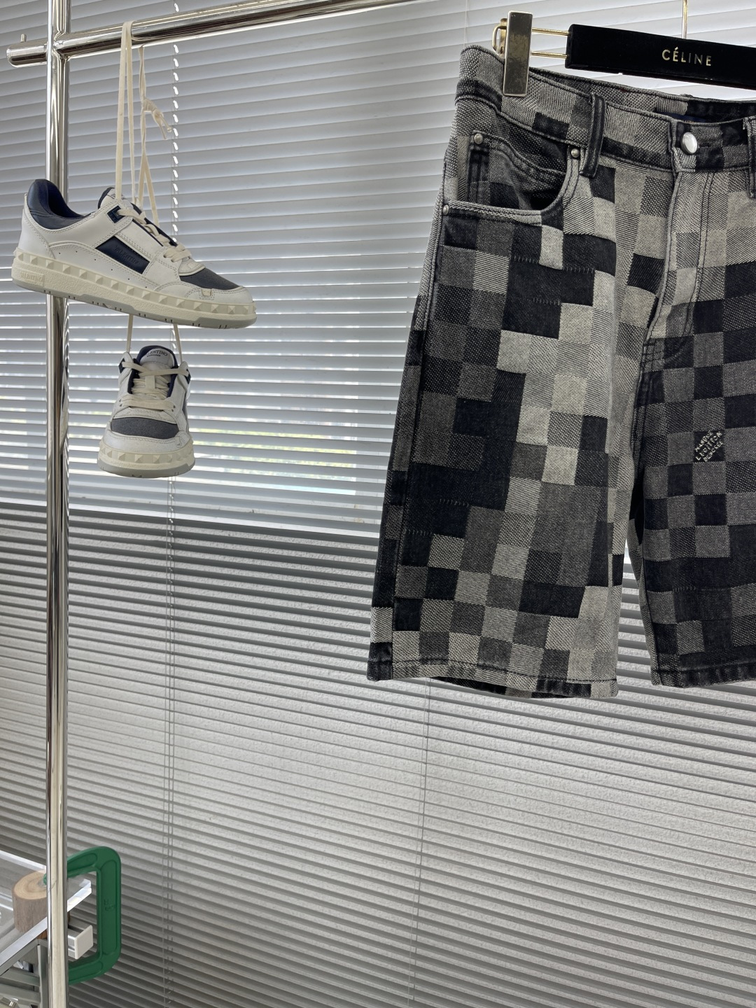   牛仔短裤服装 2