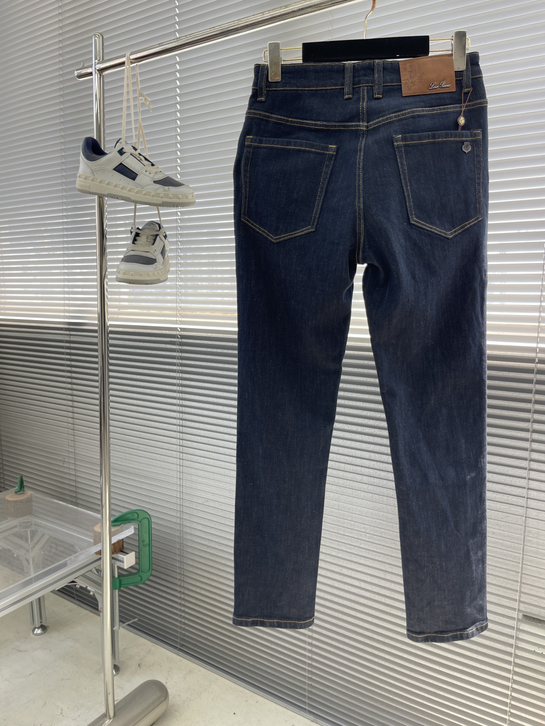 Loro Piana  牛仔裤服装 3