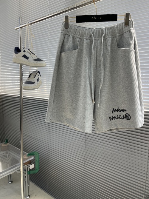 Maison Margiela 25SS Casual Shorts - Soft, Breathable, and Durable 1 Maison Margiela 25SS Casual Shorts - Soft, Breathable, and Durable