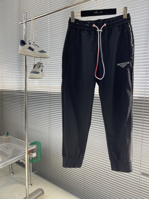 Moncler Men's Black Elastic Drawstring Waist Casual Pants 7 Moncler Men's Black Elastic Drawstring Waist Casual Pants