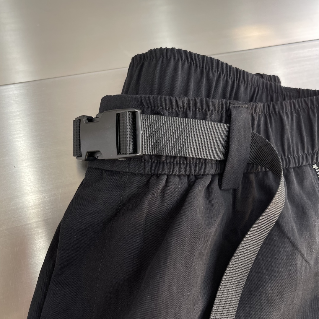 Yamamoto’s Influence on Fashion Evolution with Y-3 Collaboration - 图片 3
