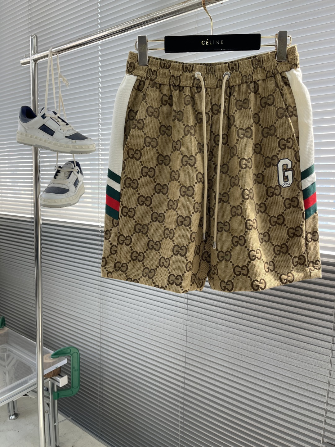 -GUCC  提花休闲短裤 最新款上身版型无敌正!绝对可以闭眼...