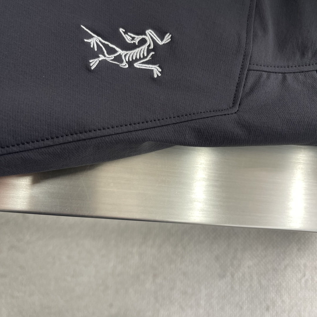-🐦 鸟家 Gamma Jacket系列立领外套刺绣男士软壳夹克外套!!户外功能性面料，与众不同的设计感
