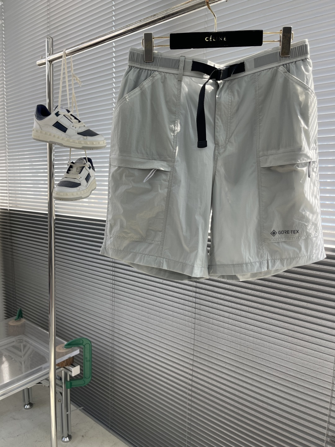 NO:917077,/1 piece 1/2 pieces (all sizes) -mon Spring and summer series work shorts, size M-4XL, loose casual pants, embroidery on the sides, workwear style, comfortable and breathable upper body, one of the must-have pants in summer,,shorts,19860909/1件 1/2件（齐码）  -mon 春夏系列工装短裤 码数M-4XL 版型宽松休闲裤 工艺侧边做刺绣工艺 做工装款式 版型上身舒适且透气 夏季必备的裤子之一,,shorts,,Men's clothing