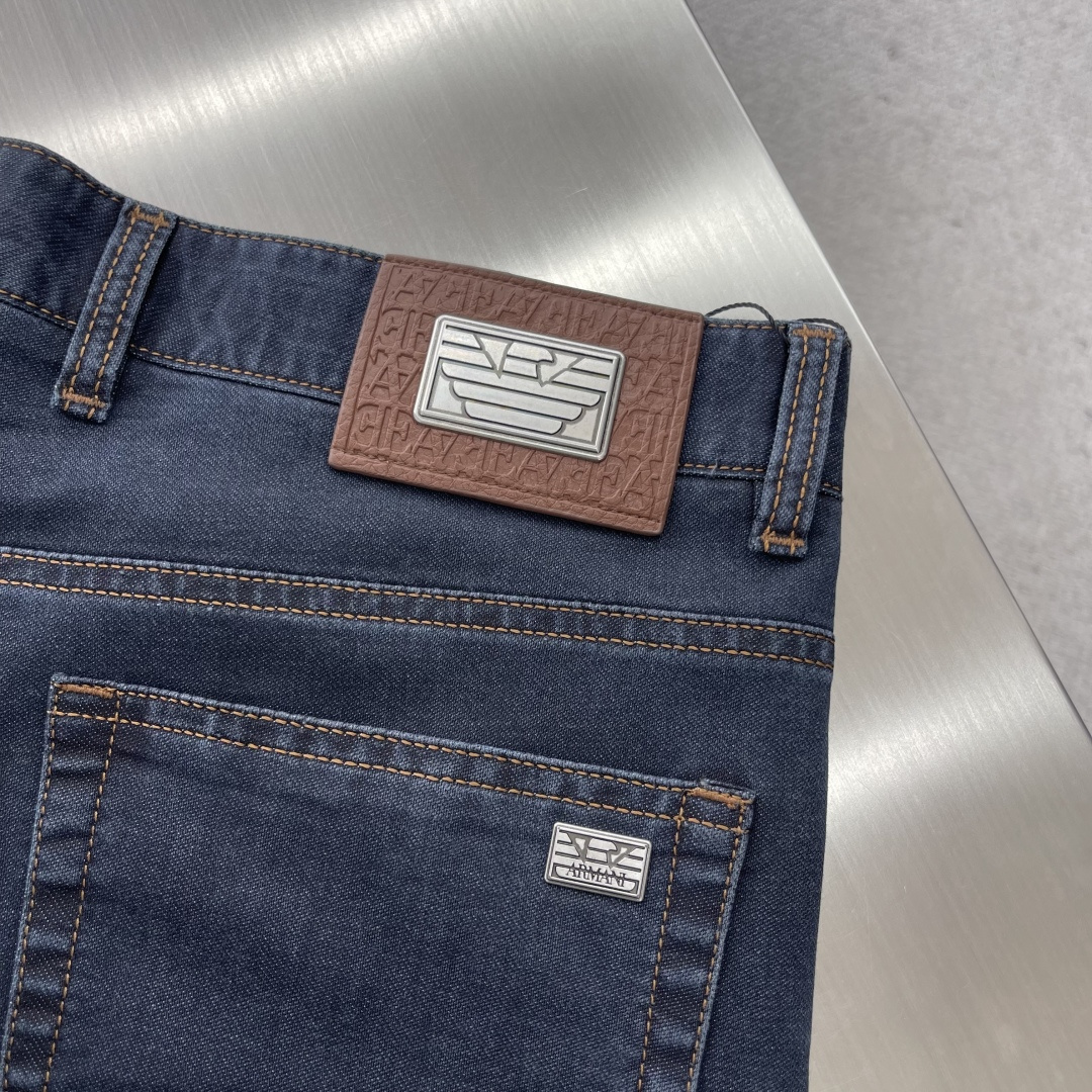 Armani  牛仔裤服装 8