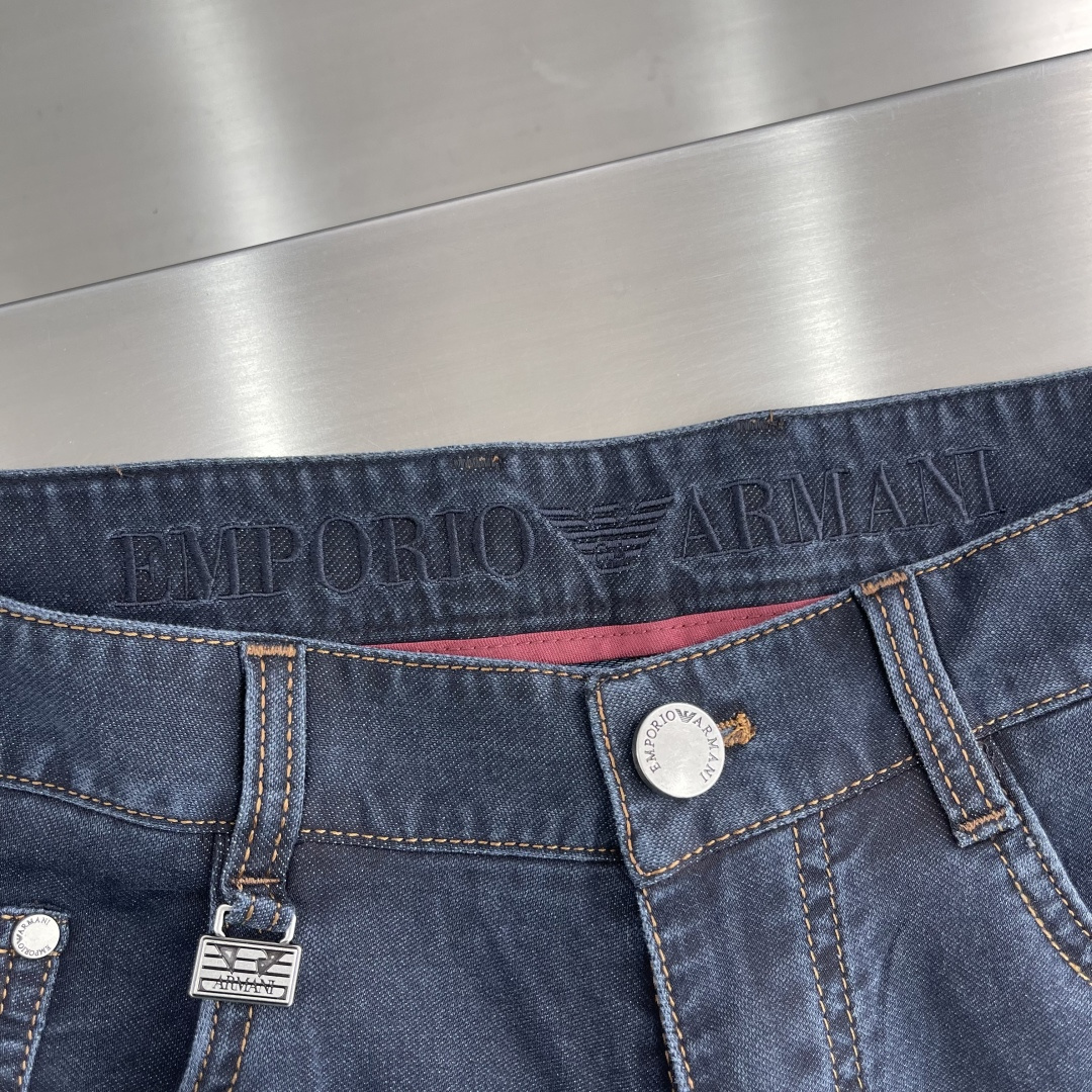 Armani  牛仔裤服装 5