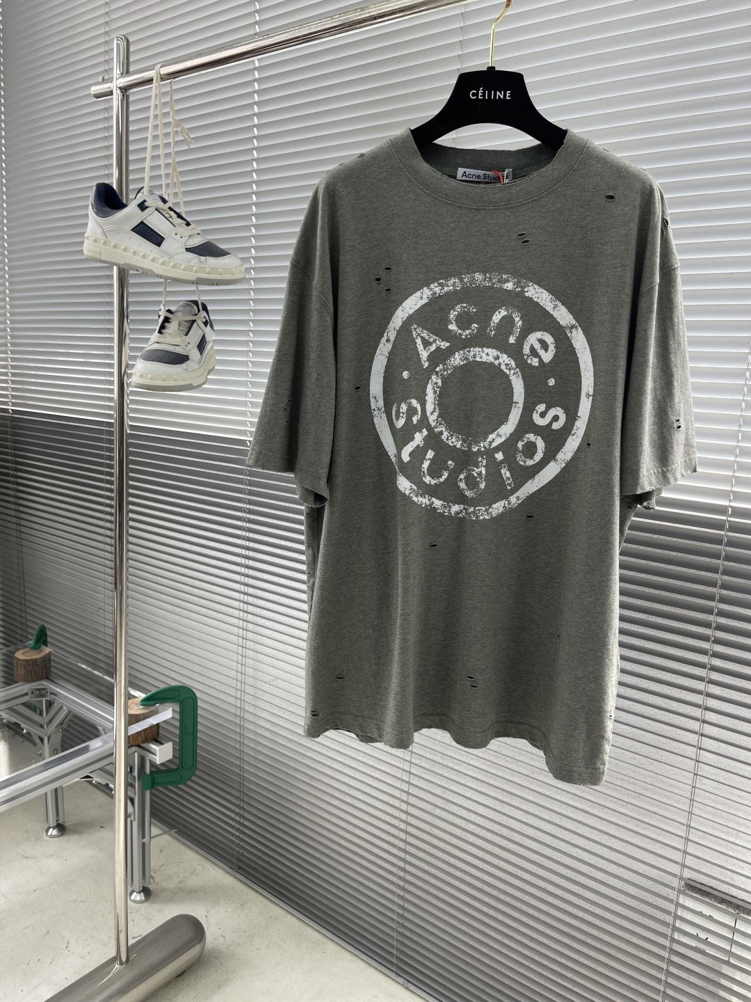 -Acne Studios  做旧印花短袖
定制绘梦双股棉质平纹布艺 质感...