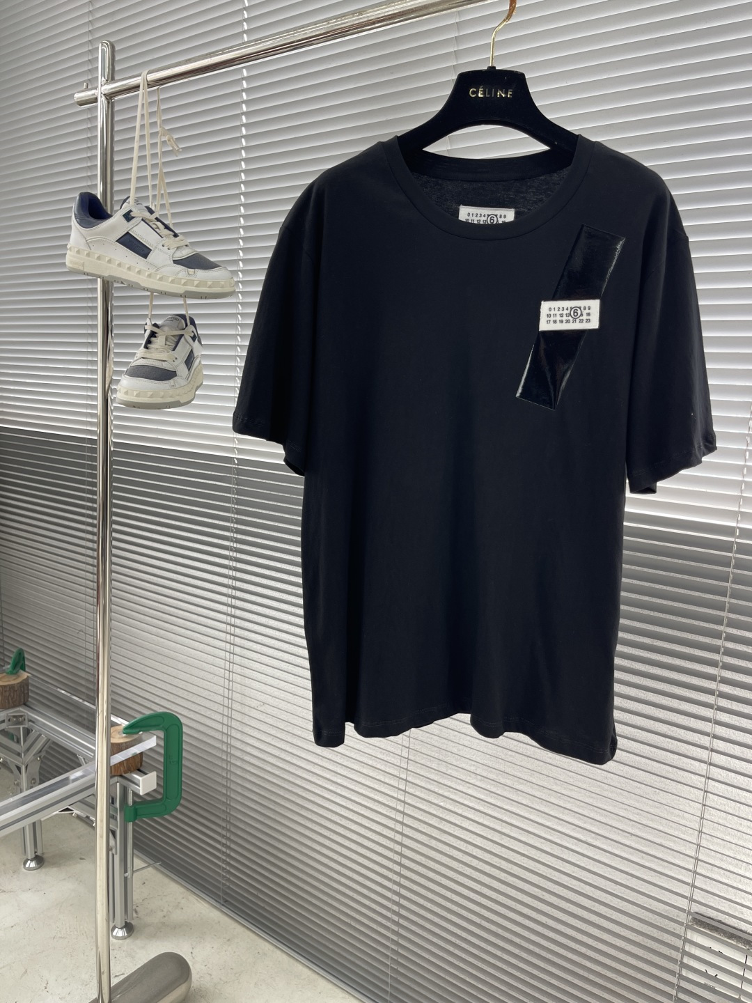 -MM6 马吉拉   胶带数字标签短袖
定制云逸丝柔棉 爽滑细腻 ...