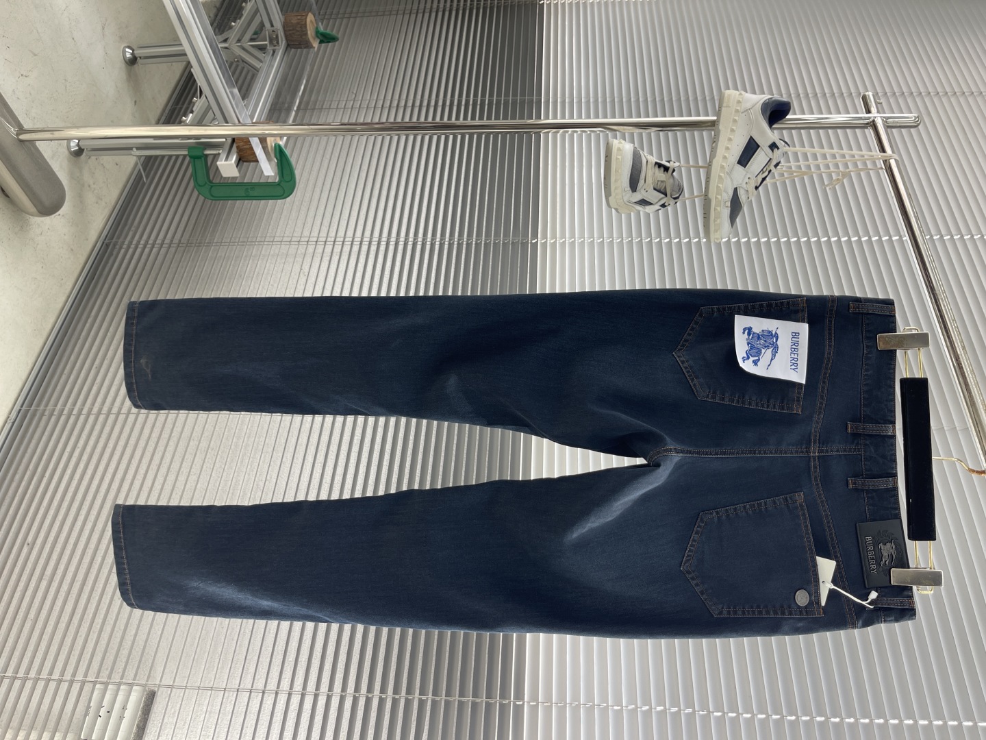 BBR Advanced Fashion: Cowboys Inspired Dark Blue Washed Cotton Veil Pants - 图片 2