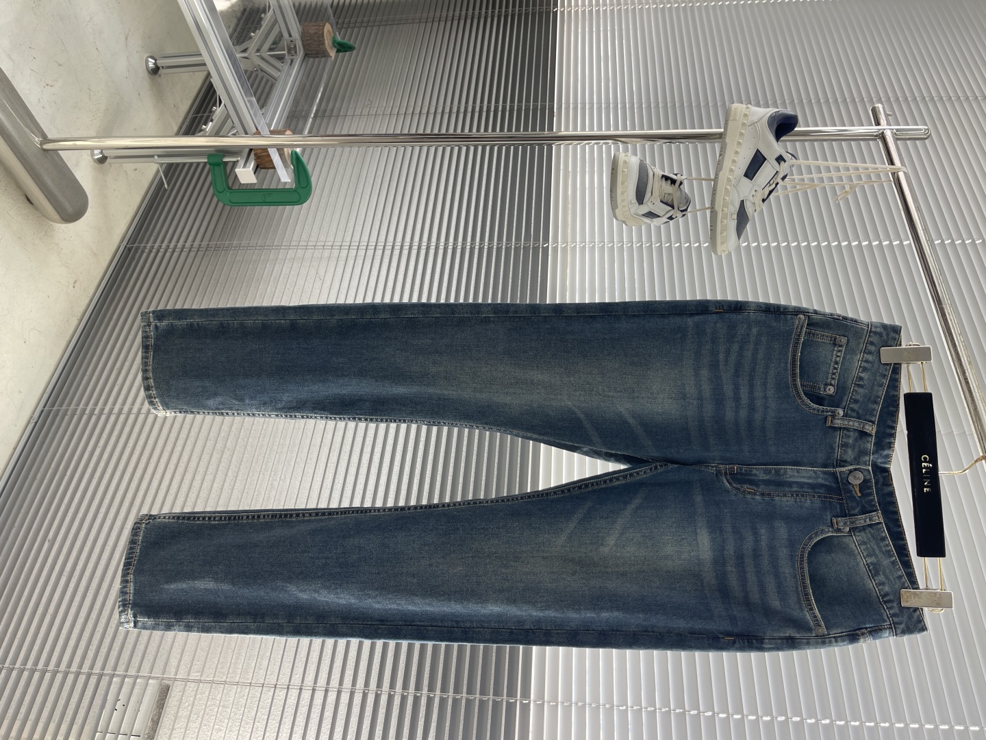 

-BBR   2025ss春夏新款修身牛仔裤 完美洗水工艺 定制顶级五金logo 独家定制微弹面料 