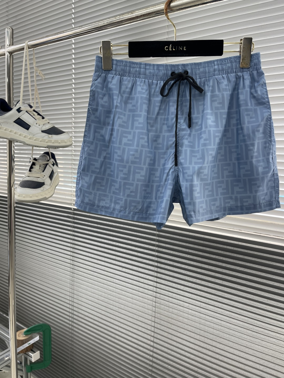 NO:905189,-FEND FF jacquard pattern nylon elastic drawstring shorts, size S.M L.XL, length 35363738, waist 72768084, sitting circumference 108 112 116 120,,fendi,shorts,19860909-FEND FF提花图案尼龙松紧抽绳短裤 码数S.M L.XL 裤长35363738 腰围72768084 坐围108 112 116 120,,fendi,shorts,,Men's clothing