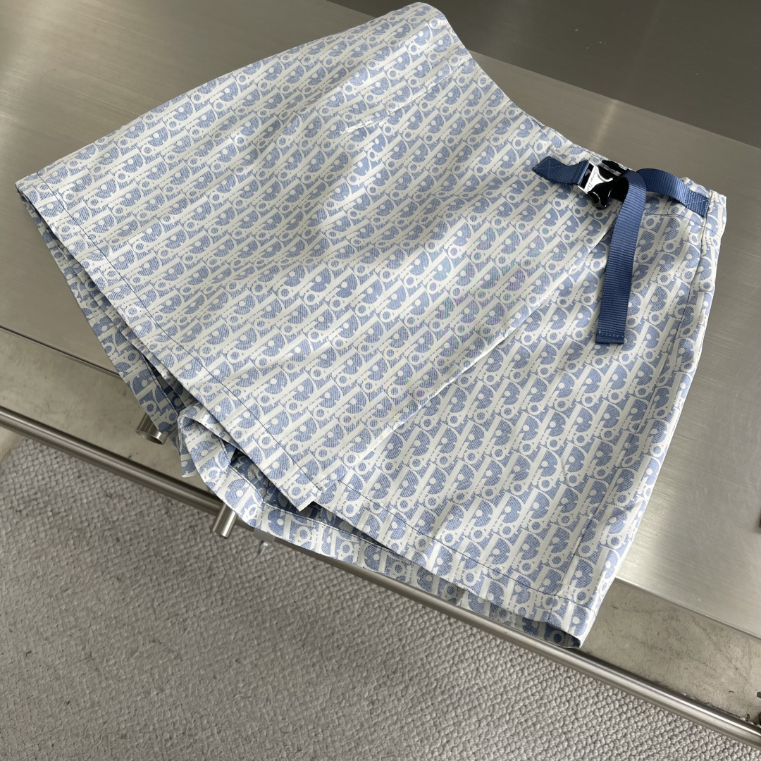 -Dio 26ss新款oblique提花面料搭片设计裤裙采用蓝色科技塔夫绸提花面料精心制作腰间搭扣装饰，