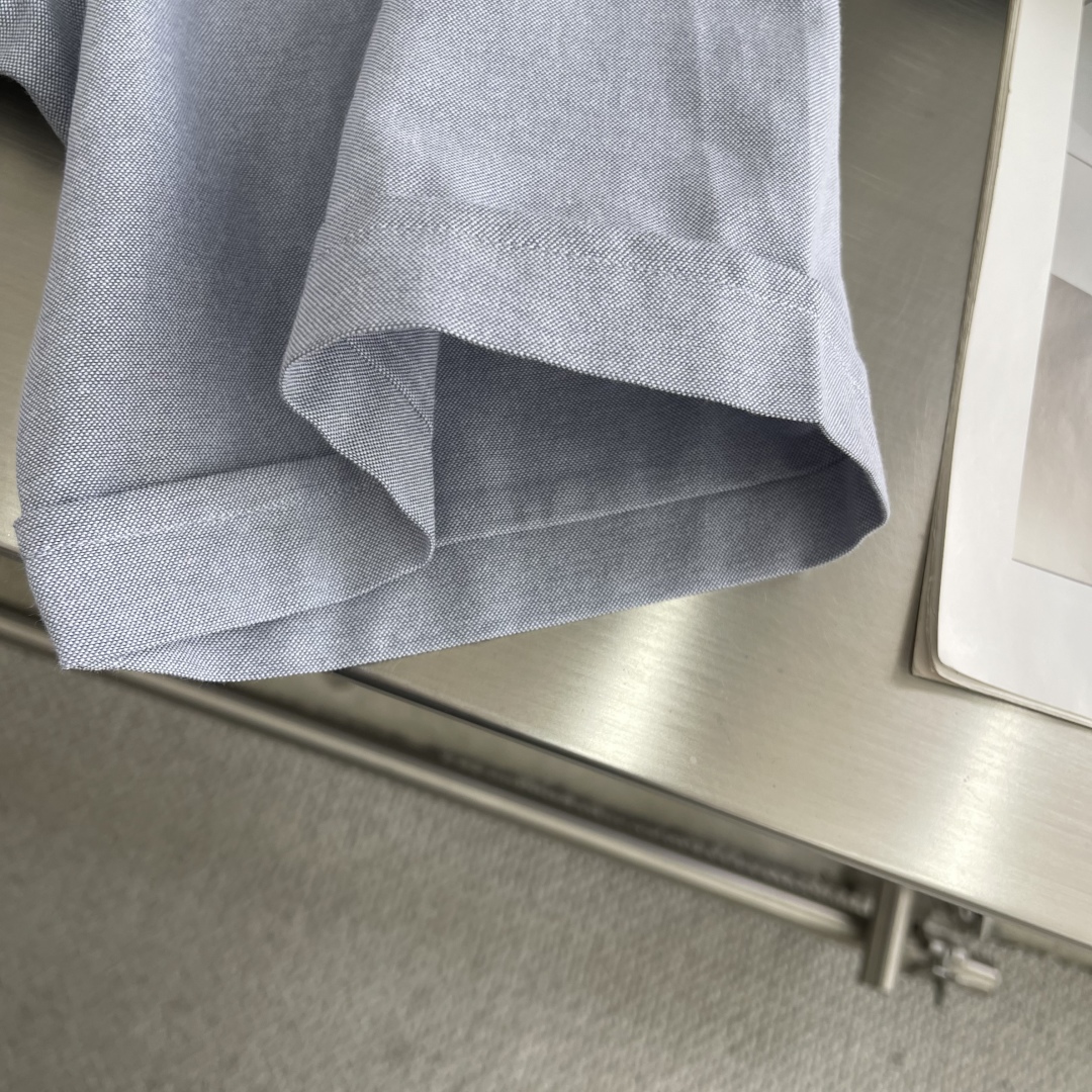Ami Paris Box Shirt: Luxurious, Comfortable, Elegant, Customized Embroidery, Durable Fabric, Various Sizes. - 图片 5