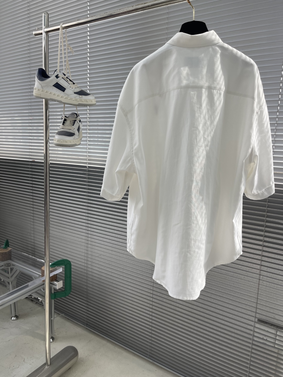 Ami Paris Box Shirt: Luxurious, Elegant, and Comfortable with High-Quality Embroidery - 图片 7