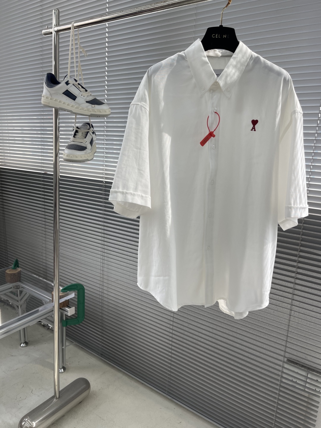 Ami Paris Box Shirt: Luxurious, Elegant, and Comfortable with High-Quality Embroidery