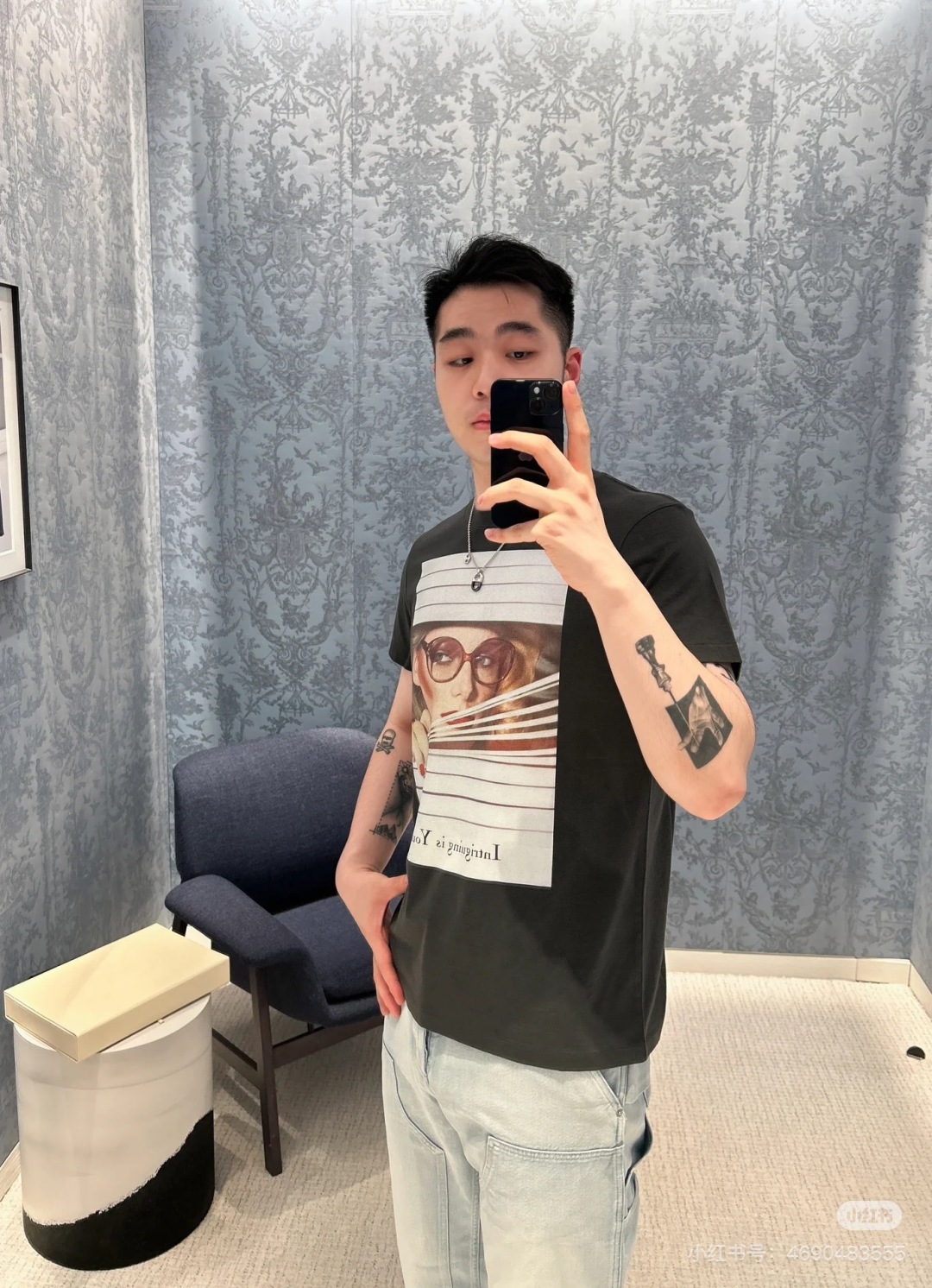
        Dior25ss新款 Dio Héritage T 恤是二零二五秋季男装系列新品，灵感