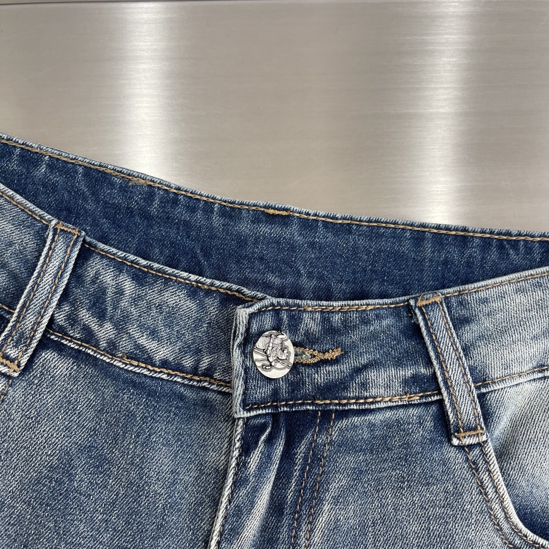 BBR Light Blue Wash Jeans: Cozy, Cool, Sexy Leisure Fashion with Traditional Hand-Painting Process - 图片 6