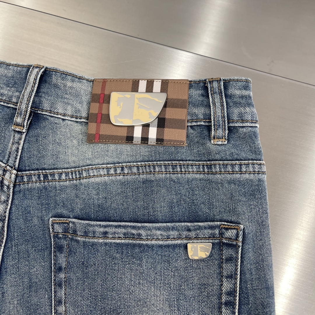BBR Light Blue Wash Jeans: Cozy, Cool, Sexy Leisure Fashion with Traditional Hand-Painting Process - 图片 8