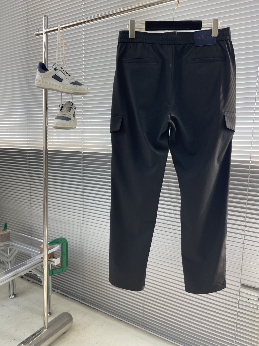 -Kiton 25春夏新款完美主义者高端休闲西裤,意大利代工订单,简约高级的都市气质风范,其出色