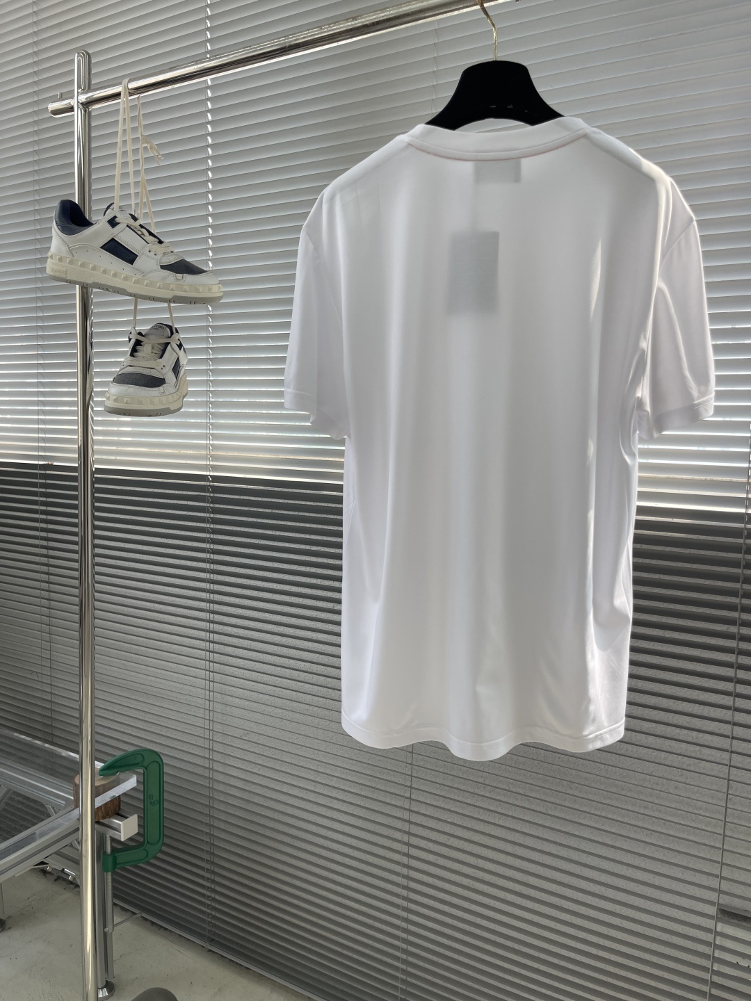 -Kiton 2025春夏新品,经典奢华之作!!
品相完美如斯!!
KITON奇顿男士简约商务休