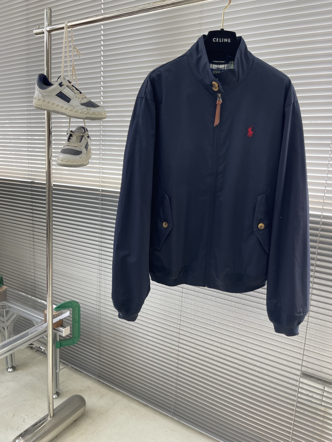 New Unisex Zipper Jacket: Sizes S-XXL, Chief 67-71, Bra 56-64, Shoulders 51-55, Sleeve 63-67