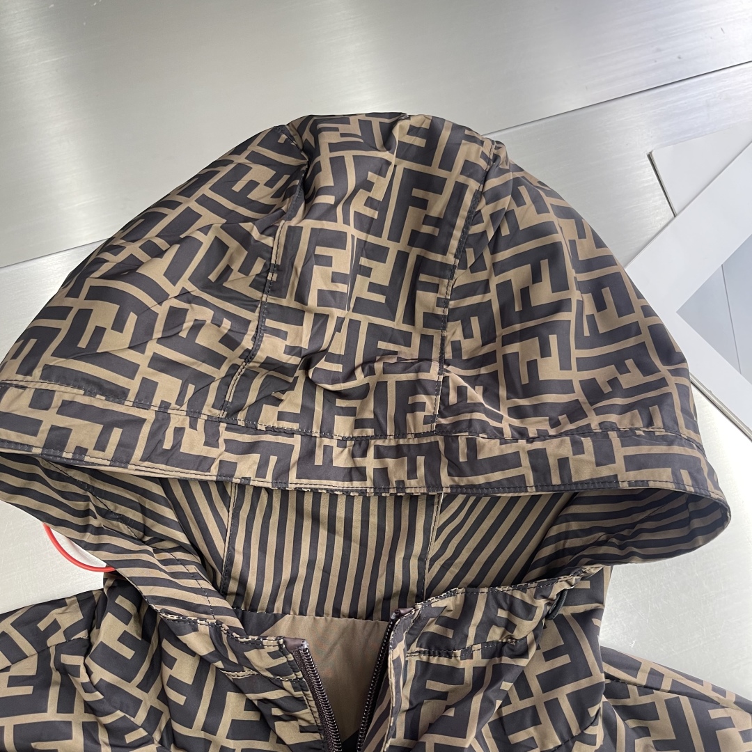 Luxurious Duplex FEND Hat and Pump with Unique Design and High-Tech Printing - 图片 3