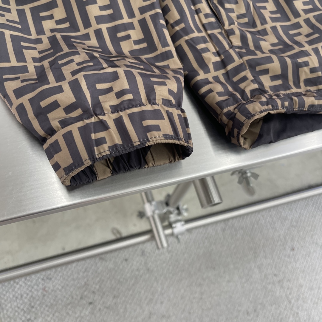 Luxurious Duplex FEND Hat and Pump with Unique Design and High-Tech Printing - 图片 5