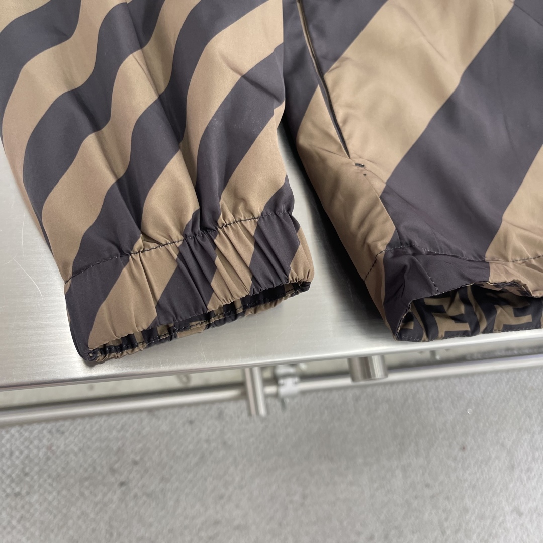 Luxurious Double-Sided FEND Duplex Hat and Pump Design with High-Tech Fabric Printing. - 图片 5