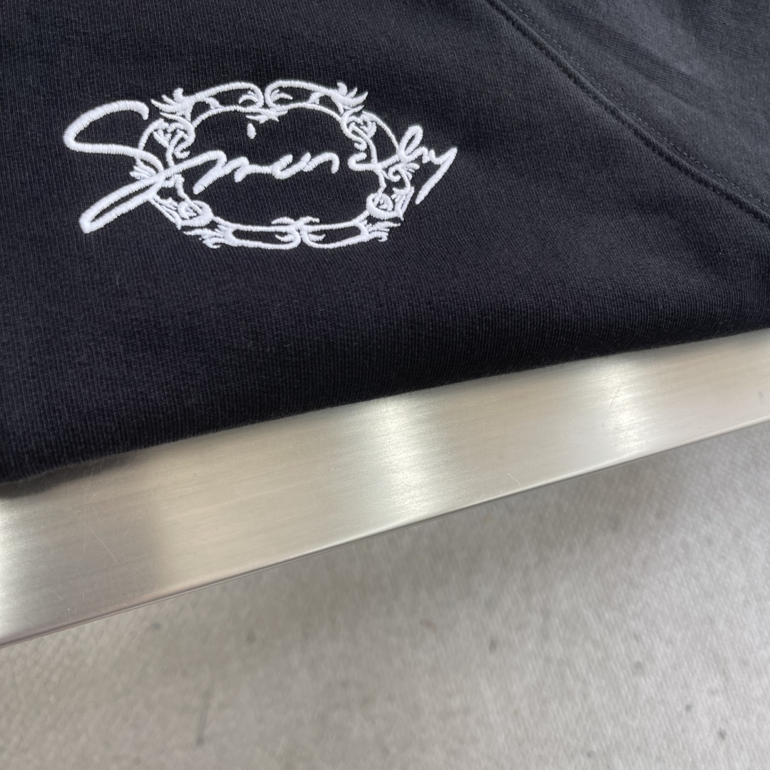 Givenchy Embroidered Floral Crown Sweatshirt: Custom Cotton Comfort 5 cmp i1753254911594 1266 0 0
