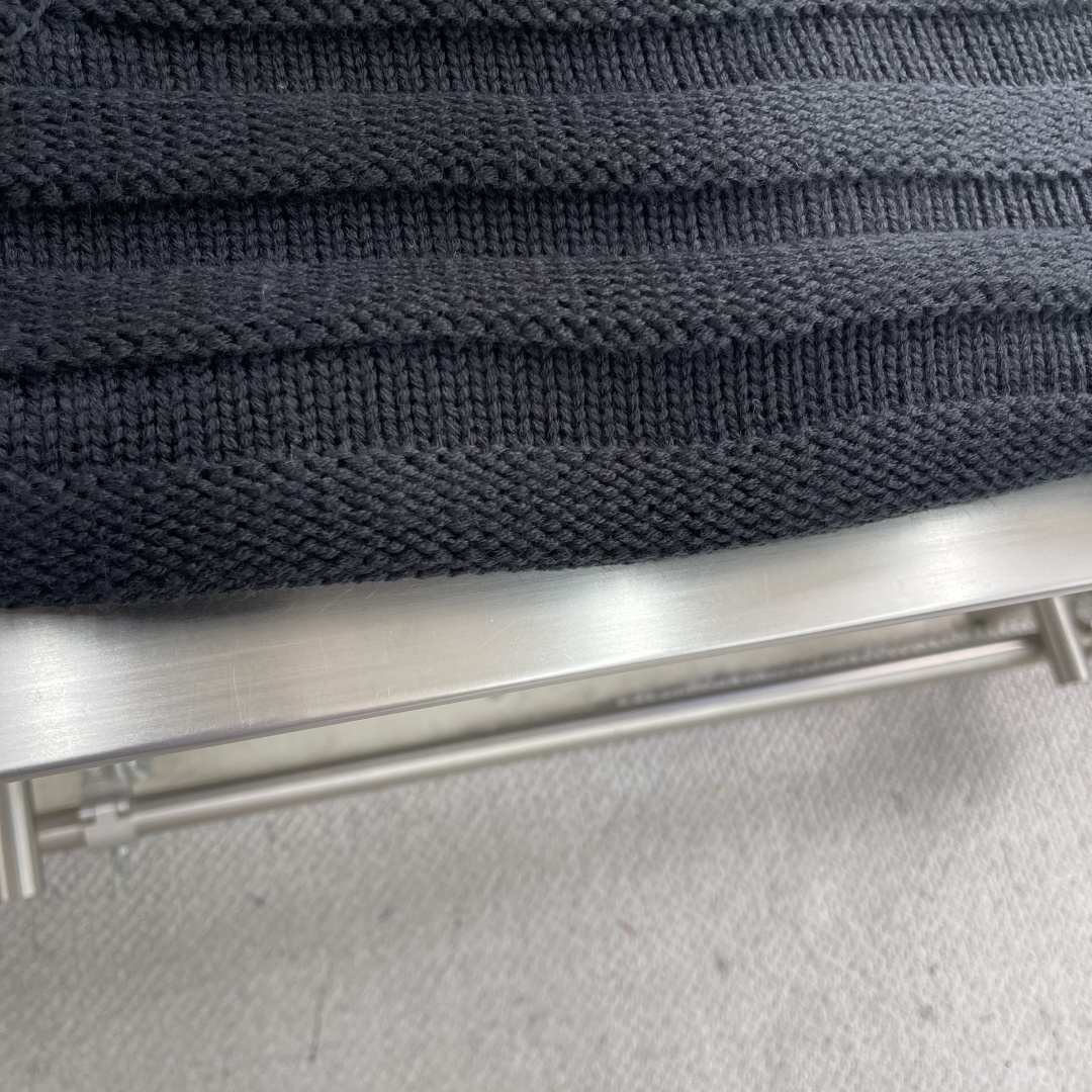 Title: “Innovative Wool and Barbed Wire Blend for Magella Style: Balancing Fabric Properties for 3D Destruction Design” - 图片 5