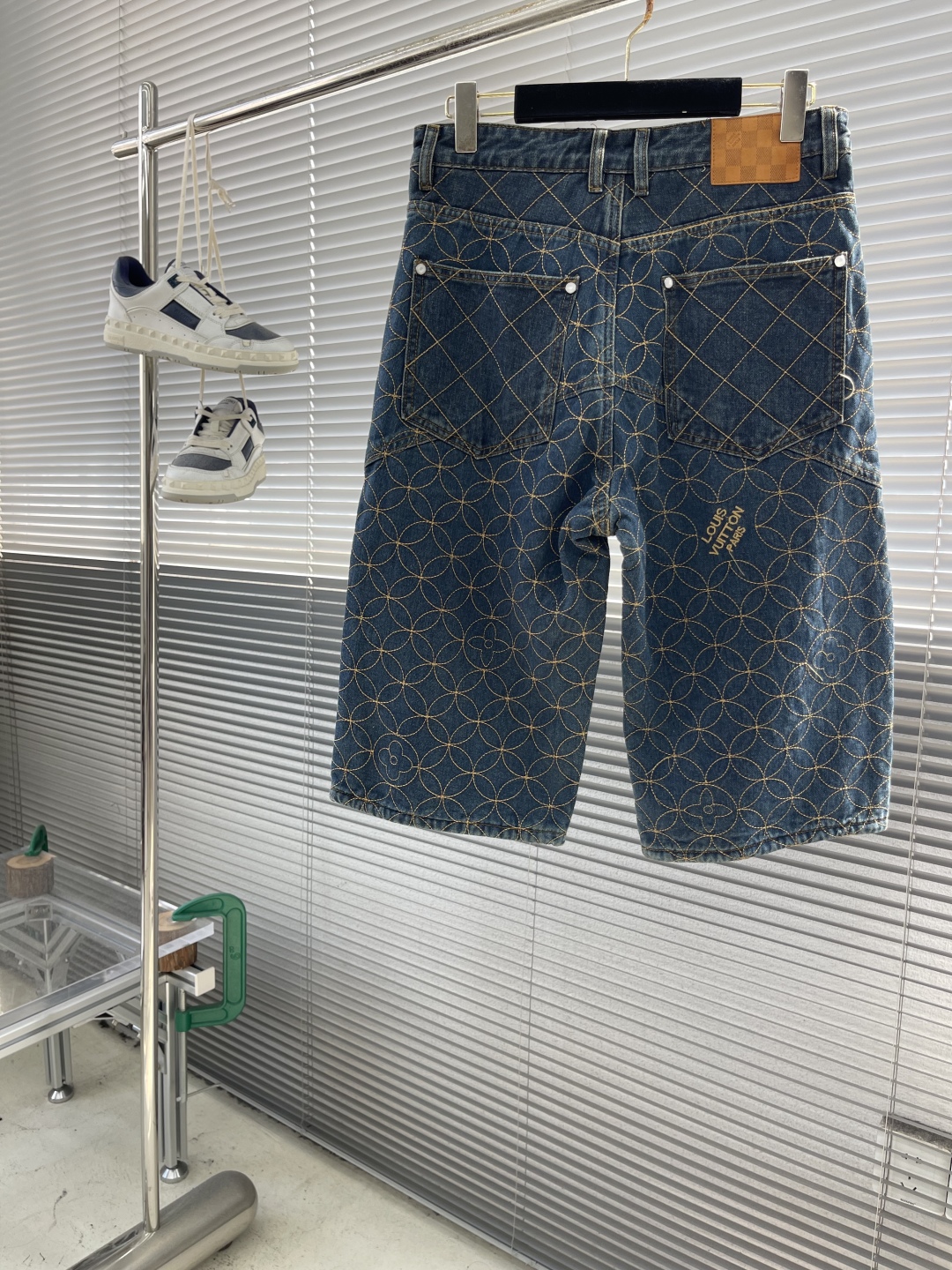 Louis Vuitton 2025 Dandy Monogram Denim Shorts 9 cmp i1753419843445 3112 0 8