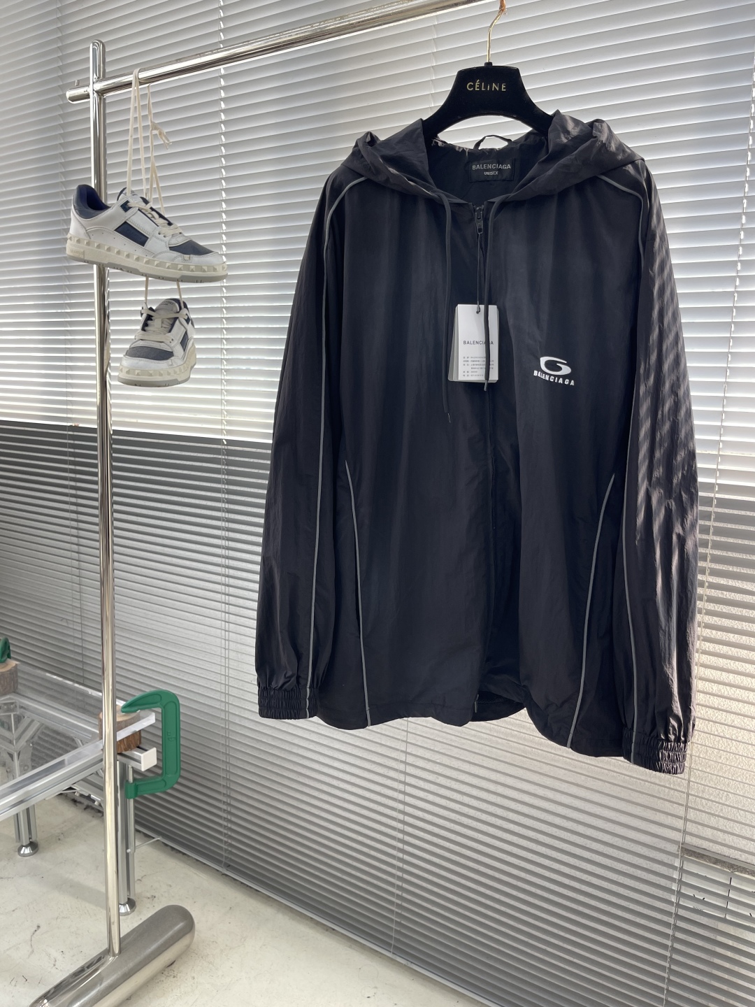 Balenciaga 25SS Hooded Sports Jacket: Waterproof, Precision Embroidery, Bird-Eye Cotton Lining.