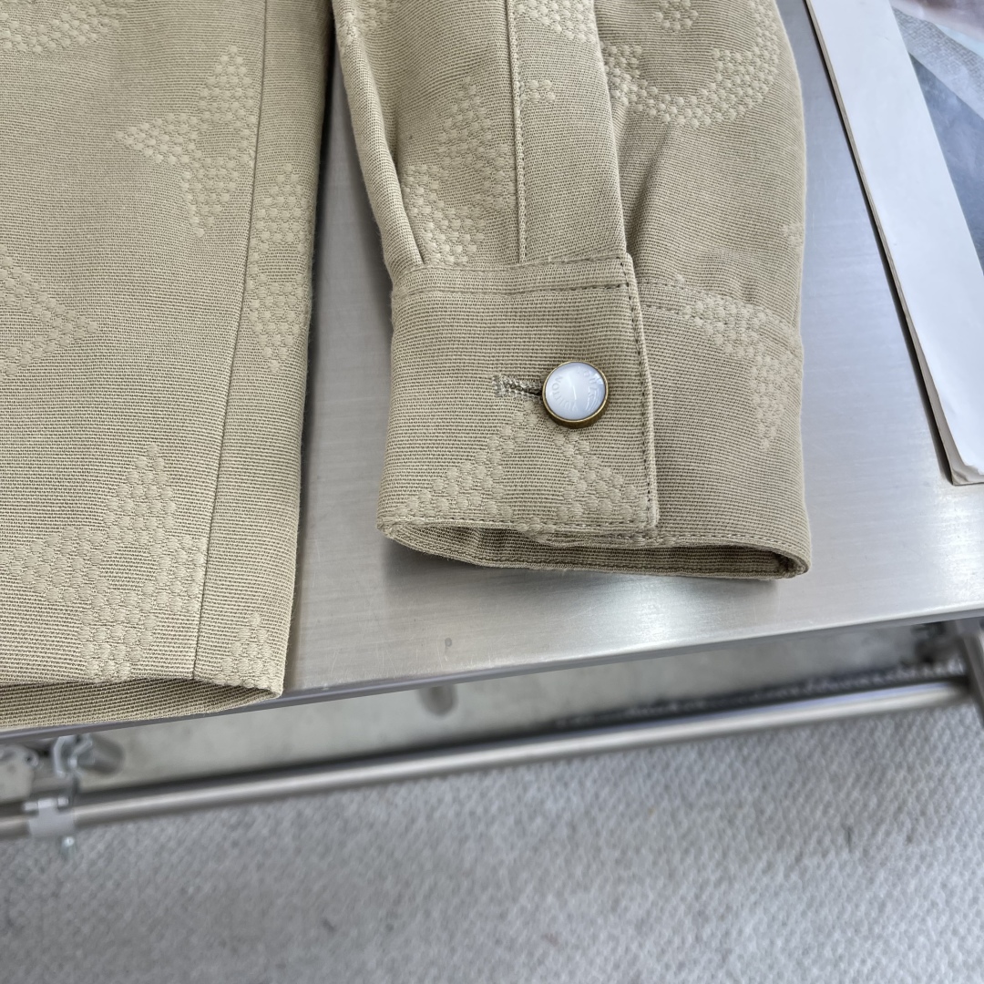 Louis Vuitton Safari Monogram Jacket - 25SS Cotton Button-Down Shirt 6 cmp i1753787583033 4651 0 2