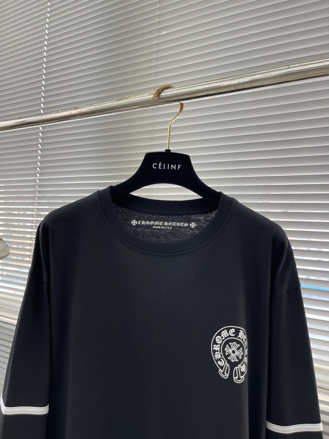“Cotton Long Sleeve Shirt by CH Crocson with Synthetic Design in Multiple Sizes” - 图片 2