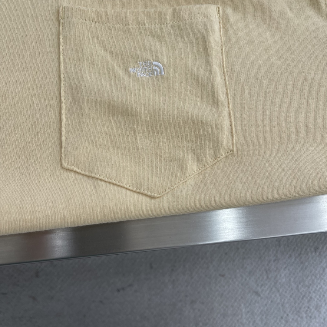 The North Face Purple Label Pocket Long Sleeve T-Shirt - Relaxed Fit 4 cmp i1753866831633 9528 0 1